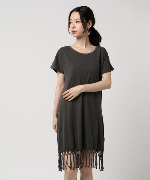 BILLABONG(ビラボン)の「BILLABONG レディース フリンジカットソーワンピース(ワンピース・レディース・ピンク/オリーブ/ホワイト/ブラック・LARGE/MEDIUM)」の3枚目の写真