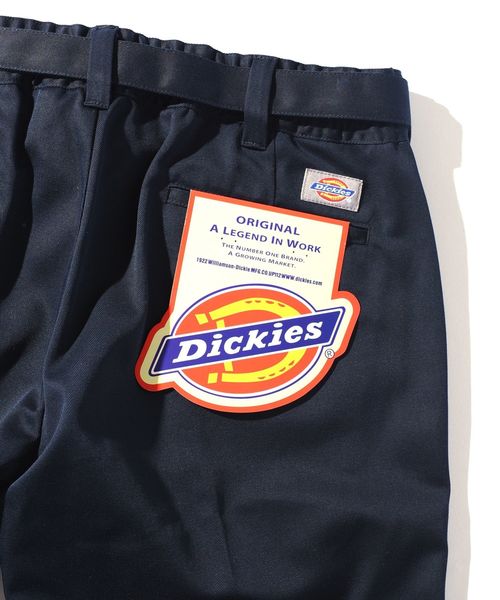 Dickies(ディッキーズ)の「【OCEANS 7月号掲載】DICKIES: 別注 BELTED ショーツ■(その他パンツ・メンズ・ライトブルー/ブラック/ベージュ/ネイビー・28/30/32/34)」の4枚目の写真