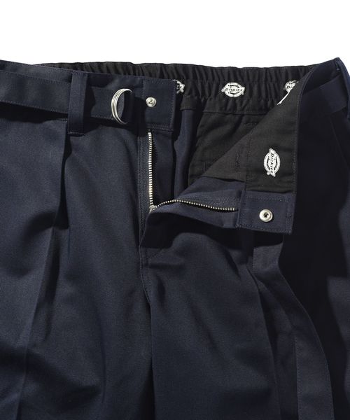 Dickies(ディッキーズ)の「【OCEANS 7月号掲載】DICKIES: 別注 BELTED ショーツ■(その他パンツ・メンズ・ライトブルー/ブラック/ベージュ/ネイビー・28/30/32/34)」の5枚目の写真