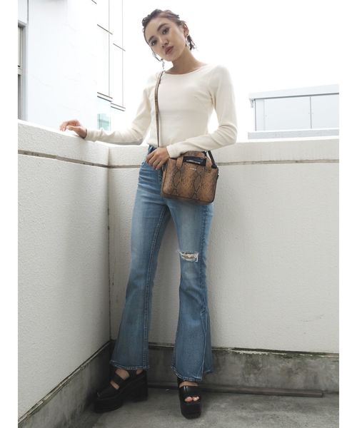 EVRIS（エヴリス）の「パイソンライクスクエアショルダーBAG（ショルダーバッグ・レディース・ホワイト/ブラック/ブラウン・FREE）」の10枚目の写真