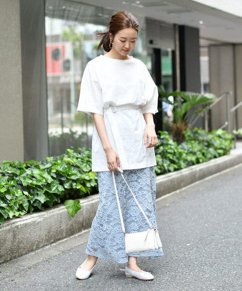 DouDou（ドゥドゥ）の「ベルト付BIGTシャツ（Tシャツ/カットソー・レディース・オフホワイト/ベージュ/ブラック・FREE）」の21枚目の写真