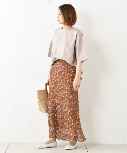 DouDou（ドゥドゥ）の「ベルト付BIGTシャツ（Tシャツ/カットソー・レディース・オフホワイト/ベージュ/ブラック・FREE）」の19枚目の写真