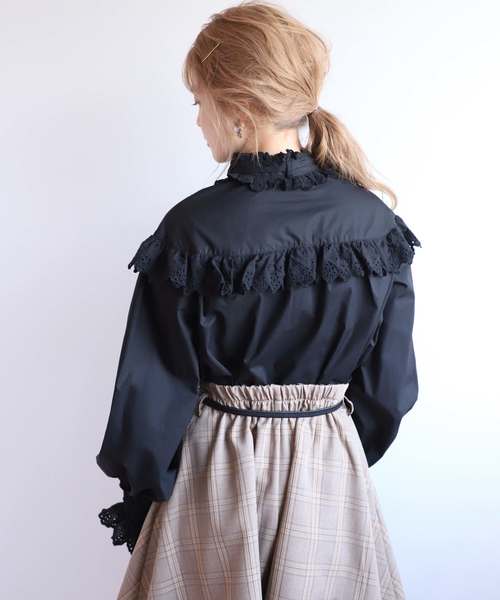 one after another NICE CLAUP（ワンアフターアナザーナイスクラップ）の「ヴィンテージフリルブラウス（シャツ/ブラウス・レディース・ブラック/ベージュ/オフホワイト・FREE）」の14枚目の写真