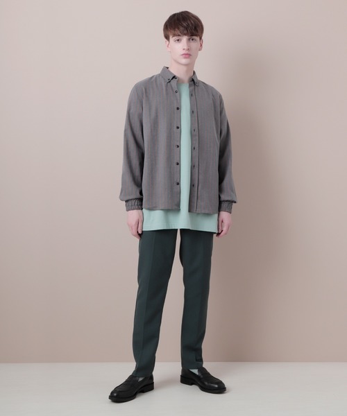 EMMA CLOTHES(エマクローズ)の「シャーリングスリーブ ボタンダウンストライプ柄シャツ(シャツ/ブラウス・メンズ・ブラック/グレー・M/L)」の6枚目の写真