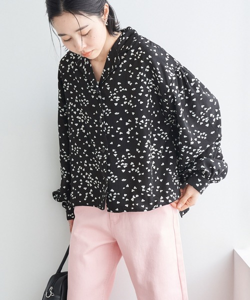 ADOLESCENCE �i�A�h���Z���X�j�́u�A�\�[�g���{�����[��BACK�M���U�[�J�݃V���c[�`�F�b�N/�ԕ�/�n�[�g]�yZOZOTOWN����A�C�e���z�i�V���c/�u���E�X�j�v�b�u���b�N