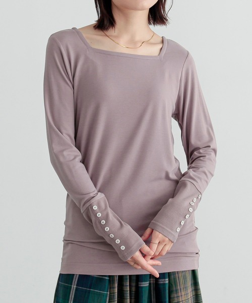 n'OrLABEL(ノアールレーベル)の「【吸湿発熱・保温】スクエア&Vネック2wayロンT(Tシャツ/カットソー・レディース・ブラック/アイボリー/モカ/バーガンディー/グレイッシュブルー/チャコール/ダークグレー/ネイビー・LL/M/L)」の6枚目の写真
