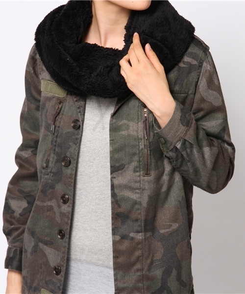 WEGO（ウィゴー）の「WEGO/フェイクファースヌード（ストール/ショール・レディース・ブラック/グレー/ベージュ/ネイビー/ホワイト・FREE）」の8枚目の写真