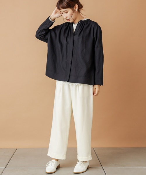 PUAL CE CIN(ピュアルセシン)の「【kanocoさん着用】チビスタンド前開きブラウス(Tシャツ/カットソー・レディース・チャコールグレー/ネイビー・FREE)」の14枚目の写真