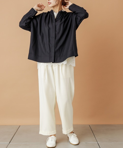 PUAL CE CIN(ピュアルセシン)の「【kanocoさん着用】チビスタンド前開きブラウス(Tシャツ/カットソー・レディース・チャコールグレー/ネイビー・FREE)」の11枚目の写真