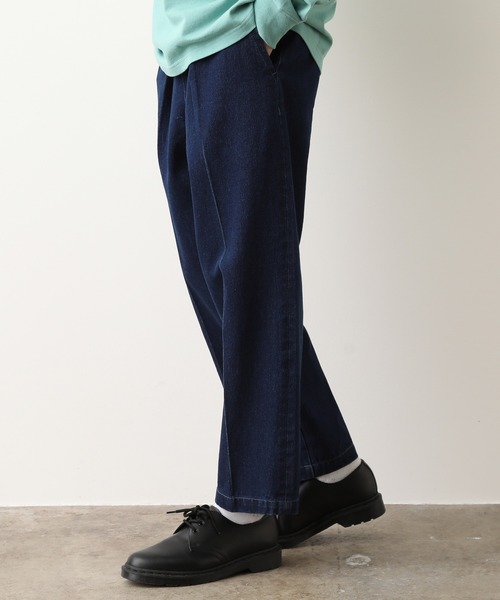 JUNRED(ジュンレッド)の「ミドルオンスデニムワイドテーパードタックパンツ(デニムパンツ・メンズ・ブルー/ネイビー・S/M/L)」の20枚目の写真