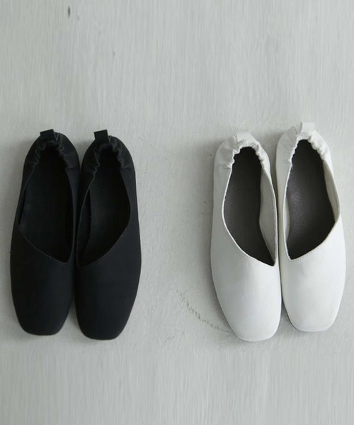 antiqua（アンティカ）の「アシメカットパンプス（パンプス・レディース・ホワイト/ブラック・LL/S/M/L）」の4枚目の写真