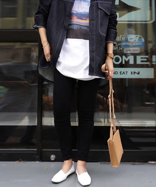 antiqua（アンティカ）の「アシメカットパンプス（パンプス・レディース・ホワイト/ブラック・LL/S/M/L）」の6枚目の写真