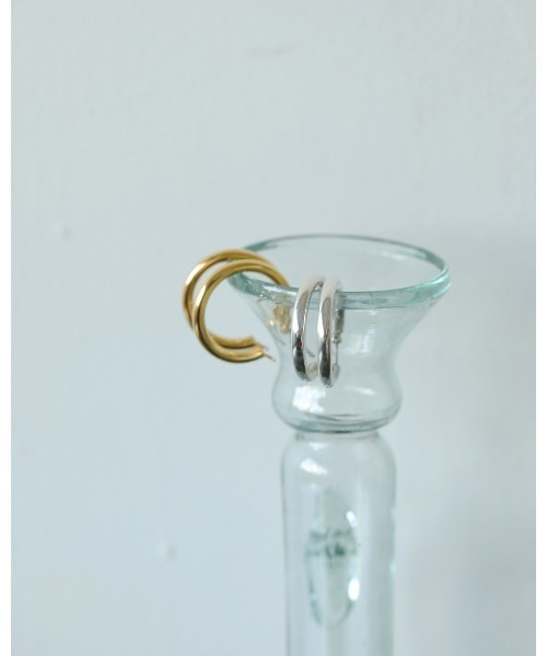 TODAYFUL（トゥデイフル）の「ラウンドフープピアス(Silver925)（ピアス（両耳用）・レディース・シルバー/ゴールド・FREE）」の4枚目の写真