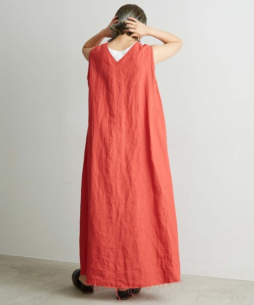 nitca（ニトカ）の「プレーンファブリックVネックワンピース（ワンピース・レディース・レッド/キナリ/ブラック・FREE）」の6枚目の写真