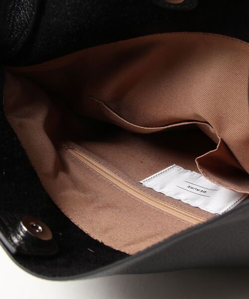 Beau're（ヴュレ）の「BEAURE ヴュレ カウレザー ワンハンドル トート (816600)（トートバッグ・レディース・ブラック/グリーン/シルバー・FREE）」の5枚目の写真