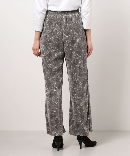 koe（コエ）の「ぺイズリープリーツパンツ*（その他パンツ・レディース・ベージュ/サックスブルー・FREE）」の3枚目の写真