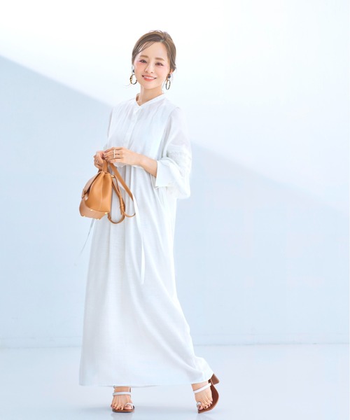 A part by(アパートバイ)の「【田中亜希子さんコラボ】ベスト2セットワンピース 947044(ワンピース・レディース・オフホワイト/ライトベージュ・SMALL/MEDIUM)」の9枚目の写真