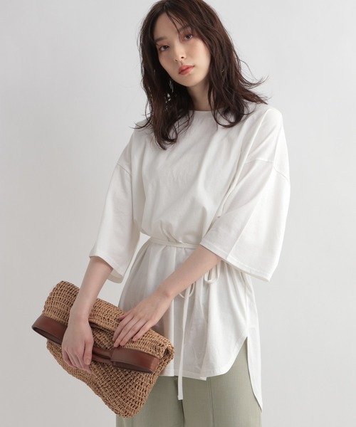 Andemiu(アンデミュウ)の「スリットTシャツ948009(Tシャツ/カットソー・レディース・オフホワイト/ブラック/ブラウン・FREE)」の16枚目の写真