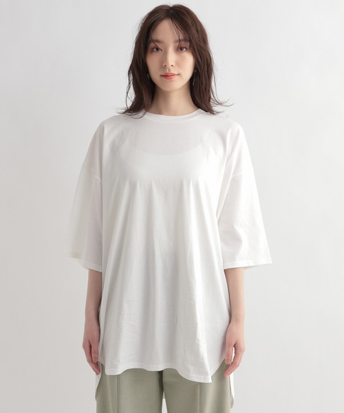 Andemiu(アンデミュウ)の「スリットTシャツ948009(Tシャツ/カットソー・レディース・オフホワイト/ブラック/ブラウン・FREE)」の8枚目の写真