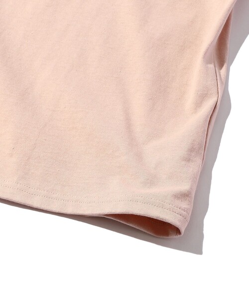 FREAK'S STORE（フリークスストア）の「WEB限定 GREENROOM×FREAK'S STORE/グリーンルーム 別注 NATHAN MCKEE バックプリントTシャツ/SURF（Tシャツ/カットソー・メンズ・ブラック/ピンク/ホワイト/ベージュ・MEDIUM/SMALL/LARGE）」の6枚目の写真