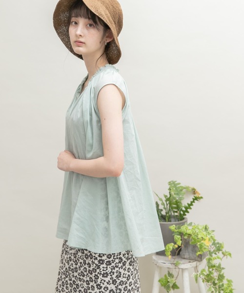 UR Lab.（アーバンリサーチラボ）の「ギャザーノースリーブブラウス（シャツ/ブラウス・レディース・レッド系その他/ライトベージュ/ラベンダー/ミント・FREE）」の9枚目の写真