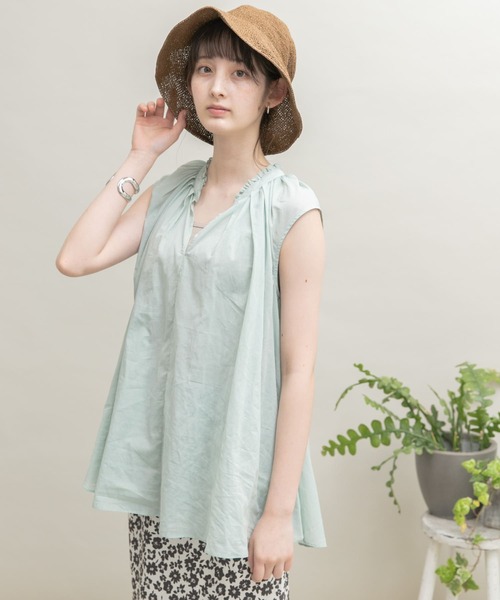 UR Lab.（アーバンリサーチラボ）の「ギャザーノースリーブブラウス（シャツ/ブラウス・レディース・レッド系その他/ライトベージュ/ラベンダー/ミント・FREE）」の10枚目の写真