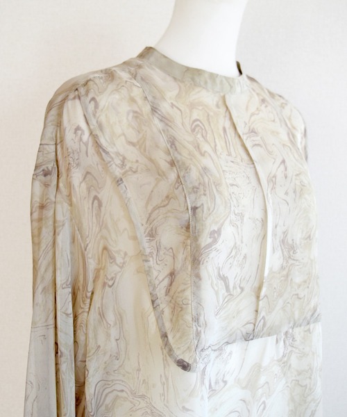 Marient（マリエント）の「マーブルシアーカフタンPO/シフォンブラウス（シャツ/ブラウス・レディース・ベージュ/ブラウン・FREE）」の8枚目の写真
