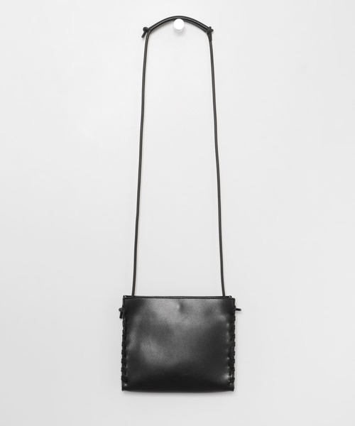 URBAN RESEARCH DOORS（アーバンリサーチドアーズ）の「ラバーストリングショルダーバッグ（ショルダーバッグ・レディース・ホワイト/ブラック・ONE）」の15枚目の写真