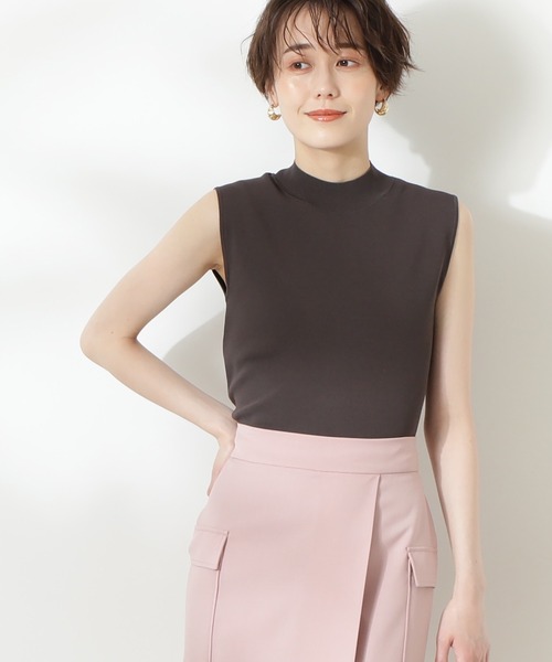 N.（N. Natural Beauty Basic）（エヌエヌナチュラルビューティーベーシック）の「総針ボトルネックノースリーブニット（ニット/セーター・レディース・ホワイト/ブラック/ブラウン/ブルー/ピンク・MEDIUM）」の3枚目の写真