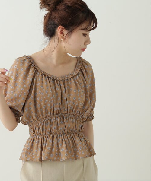 RAY CASSIN（レイカズン）の「飛び花柄シャーリングブラウス（シャツ/ブラウス・レディース・ネイビー/ベージュ/キナリ・FREE）」の8枚目の写真