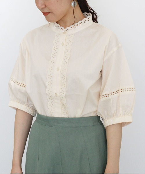 ehka sopo(エヘカソポ)の「綿レーススタンド衿ブラウス(シャツ/ブラウス・レディース・ブラック/オフホワイト/キナリ・フリ-)」の3枚目の写真