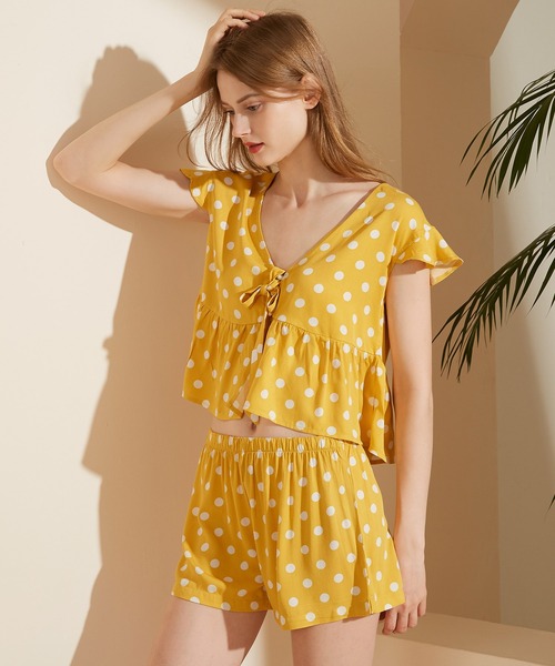 OSYAREVO（オシャレボ）の「ドット柄 ギャザーフリル ルームウェア（ルームウェア/パジャマ・レディース・ホワイト/ブラック/イエロー・MEDIUM）」の19枚目の写真