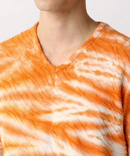 HIDEAWAYS NICOLE(ハイダウェイニコル)の「ウェーブ柄膨れジャカードTシャツ(Tシャツ/カットソー・メンズ・ホワイト/ネイビー/オレンジ/ブラック・MEDIUM/X-LARGE/LARGE)」の10枚目の写真