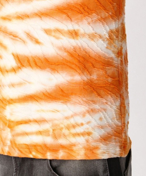 HIDEAWAYS NICOLE(ハイダウェイニコル)の「ウェーブ柄膨れジャカードTシャツ(Tシャツ/カットソー・メンズ・ホワイト/ネイビー/オレンジ/ブラック・MEDIUM/X-LARGE/LARGE)」の6枚目の写真