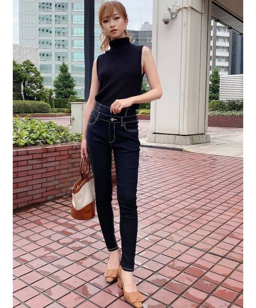 RESEXXY（リゼクシー）の「ハイウエストスキニーパンツ（その他パンツ・レディース・ブラック/ホワイト/ベージュ・FREE）」の6枚目の写真