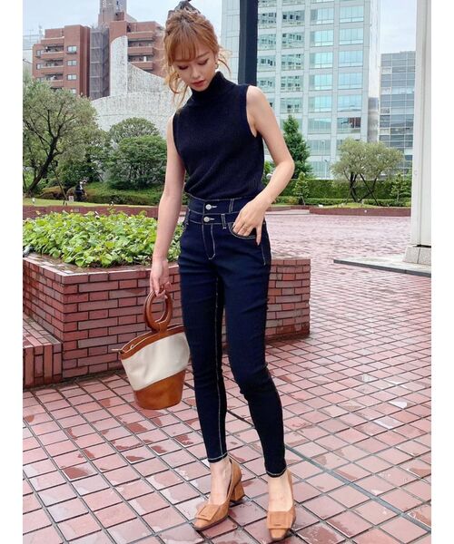 RESEXXY（リゼクシー）の「ハイウエストスキニーパンツ（その他パンツ・レディース・ブラック/ホワイト/ベージュ・FREE）」の8枚目の写真