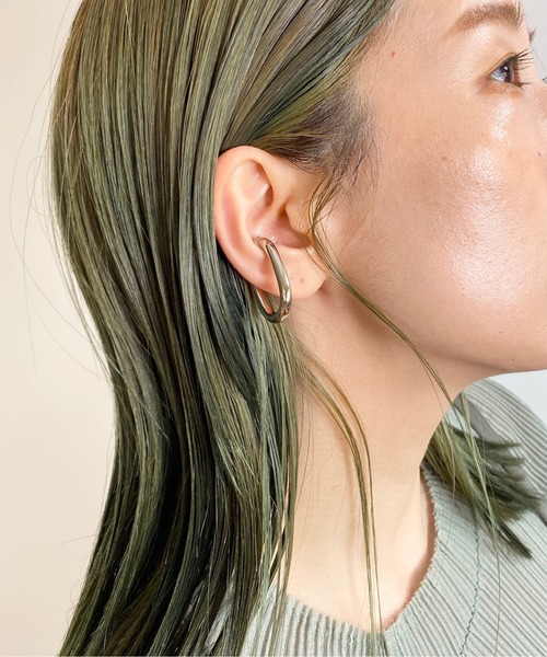 y/m by RIKA（イムバイリカ）の「オーバルイヤカフ（イヤーカフ・レディース・シルバー/ゴールド・FREE）」の12枚目の写真