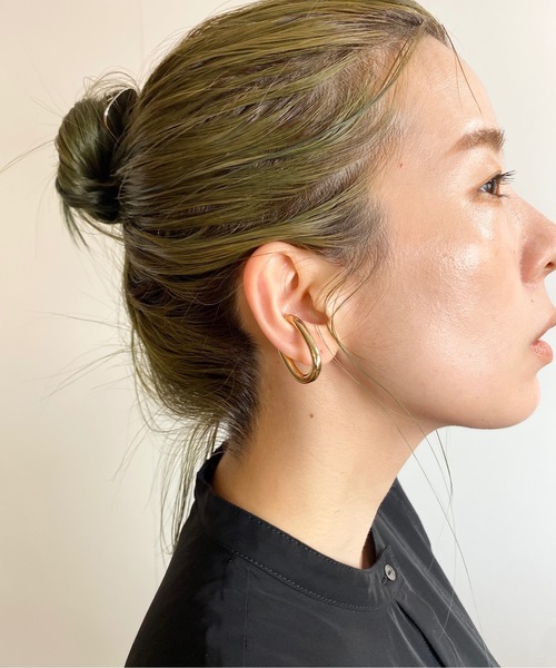 y/m by RIKA（イムバイリカ）の「オーバルイヤカフ（イヤーカフ・レディース・シルバー/ゴールド・FREE）」の14枚目の写真