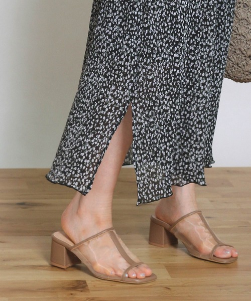 Crisp(クリスプ)の「フラワープリーツキャミワンピース(ワンピース・レディース・ホワイト/ブラック/アイボリー・FREE)」の16枚目の写真