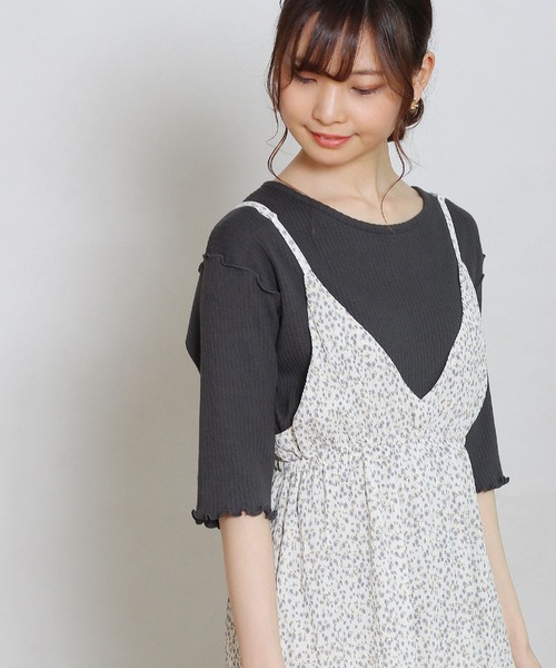 Crisp(クリスプ)の「フラワープリーツキャミワンピース(ワンピース・レディース・ホワイト/ブラック/アイボリー・FREE)」の21枚目の写真