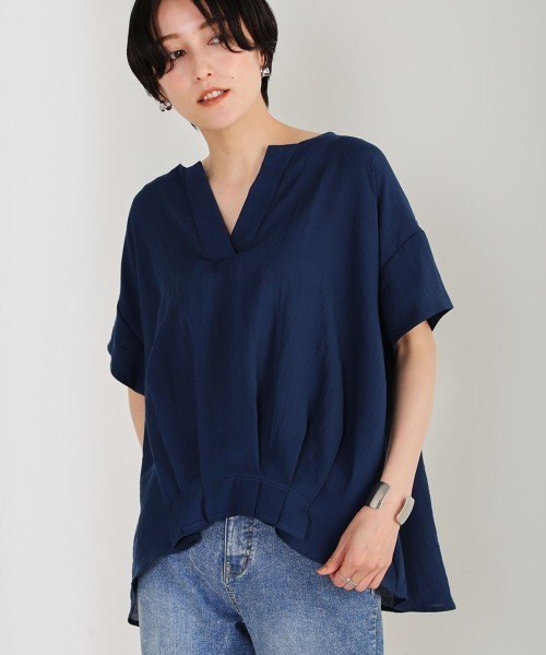 Bou Jeloud(ブージュルード)の「スキッパータックブラウス(シャツ/ブラウス・レディース・ネイビー/オフホワイト/グリーン/A・38)」の4枚目の写真