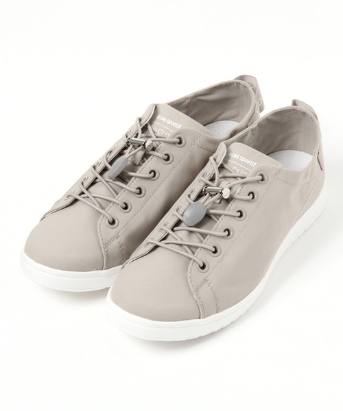 studio CLIP（スタディオクリップ）の「ルコック別注撥水シューズ（スニーカー・レディース・ベージュ/グレー・LARGE/MEDIUM）」の2枚目の写真
