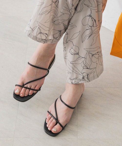 URBAN RESEARCH（アーバンリサーチ）の「チューブストラップサンダル（サンダル・レディース・ブラック/ブラウン/イエロー・36/37/38）」の10枚目の写真