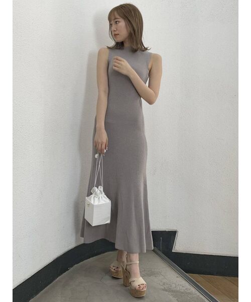 dazzlin（ダズリン）の「4WAYカーデセミマーメイドワンピース（ワンピース・レディース・ブルー/ベージュ/モカ・FREE）」の20枚目の写真