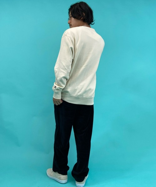 DC（ディーシー）の「【ムラサキスポーツ別注】DC/ディーシー 撥水加工 刺繍ロゴ クルースウェット DPO214032（スウェット・メンズ・ブラック/カーキ/ベージュ・L/M/XL）」の19枚目の写真