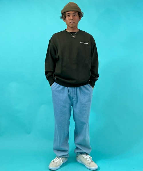 DC（ディーシー）の「【ムラサキスポーツ別注】DC/ディーシー 撥水加工 刺繍ロゴ クルースウェット DPO214032（スウェット・メンズ・ブラック/カーキ/ベージュ・L/M/XL）」の11枚目の写真