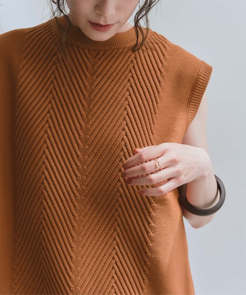 titivate（ティティベイト）の「ﾊﾞｯｸｽﾘｯﾄﾍﾘﾝﾎﾞｰﾝﾆｯﾄﾍﾞｽﾄ（ベスト・レディース・アイボリー/ライトグリーン/グレイッシュベージュ/ブラウン/ブラック・S/M/L）」の12枚目の写真