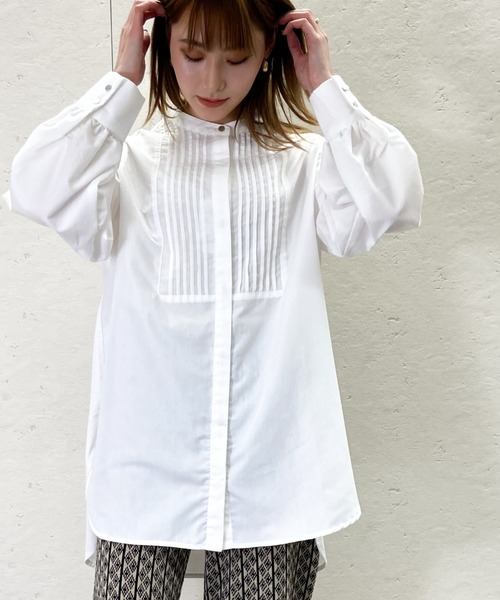 Per sist ence（パーシエンス）の「Per sist ence/パーシエンス　 T/Cツイル ピンタック入りチュニックシャツ（シャツ/ブラウス・レディース・ブラック/オフホワイト/グレイッシュベージュ・FREE）」の2枚目の写真