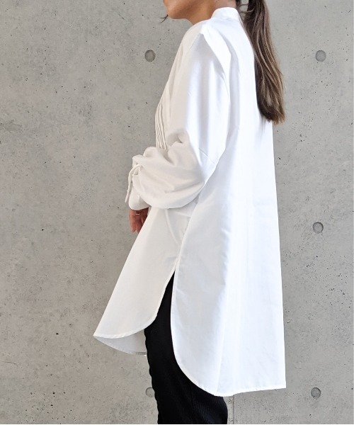 Per sist ence（パーシエンス）の「Per sist ence/パーシエンス　 T/Cツイル ピンタック入りチュニックシャツ（シャツ/ブラウス・レディース・ブラック/オフホワイト/グレイッシュベージュ・FREE）」の11枚目の写真