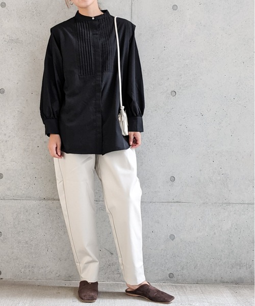 Per sist ence（パーシエンス）の「Per sist ence/パーシエンス　 T/Cツイル ピンタック入りチュニックシャツ（シャツ/ブラウス・レディース・ブラック/オフホワイト/グレイッシュベージュ・FREE）」の14枚目の写真